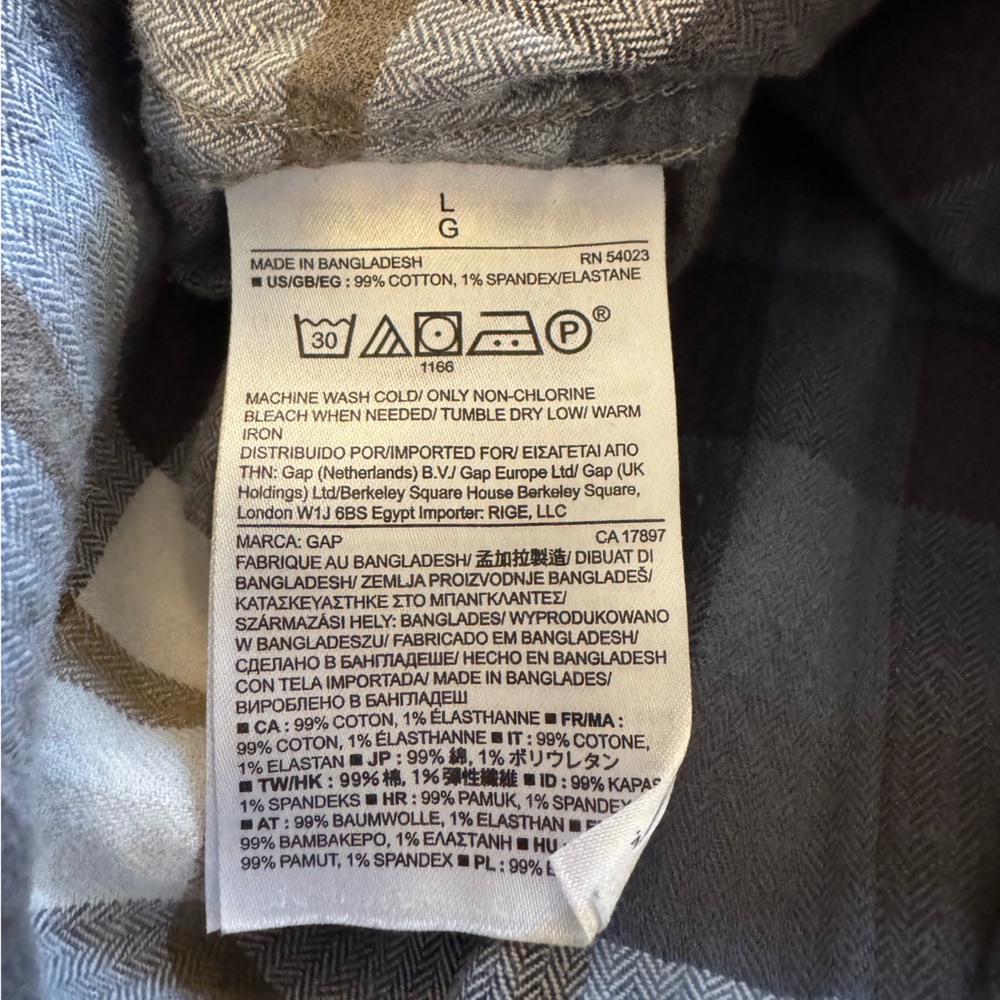 GAP lived in plaid button down size L blue and grey - Picture 4 of 4
